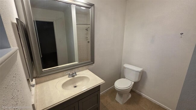 Building Photo - 5150 Prairie Ridge Rd