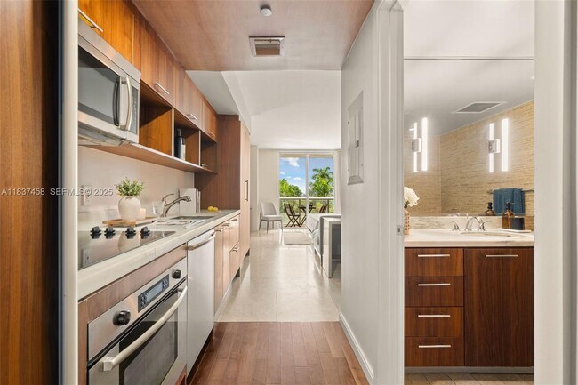 Building Photo - 50 Biscayne Blvd