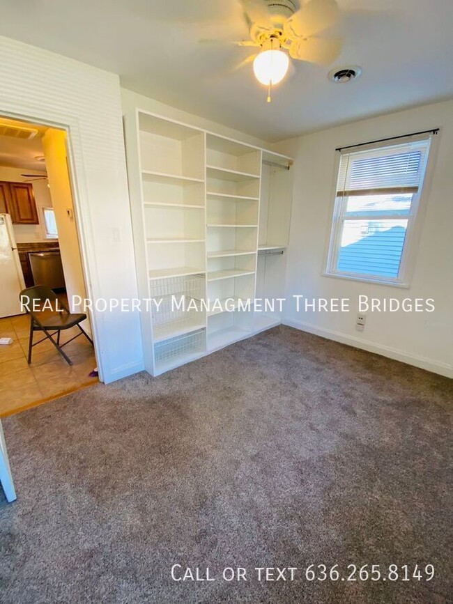 Building Photo - Beautiful 2br/1ba Lindendwood Park Home