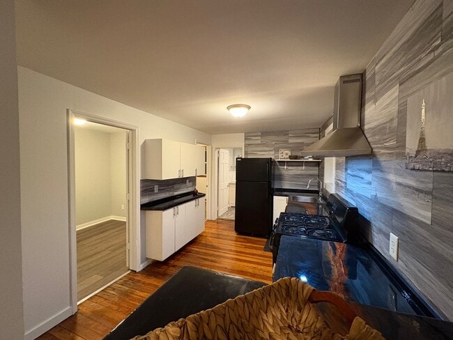 Building Photo - 722 Butterworth St SW