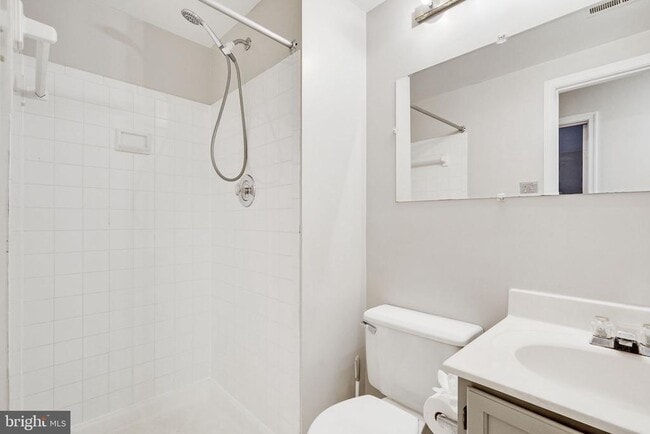 Building Photo - 7306 St Johns Ct