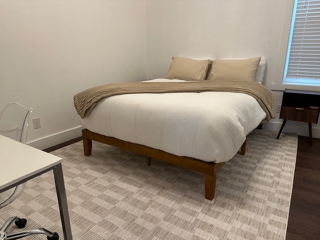 Building Photo - 835 S Edison St