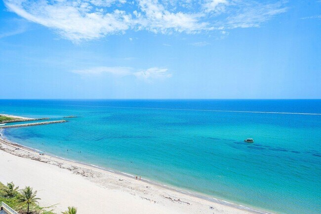 Building Photo - 1200 S Ocean Blvd