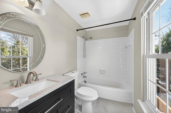 Building Photo - 5808 Bunker Woods Ln