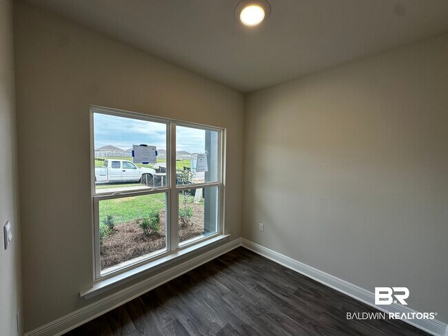 Building Photo - 32236 Revere Dr