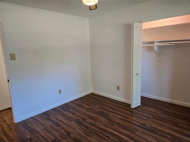 Building Photo - 1712 Syracuse Dr