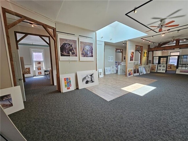 Building Photo - 30 N Main St