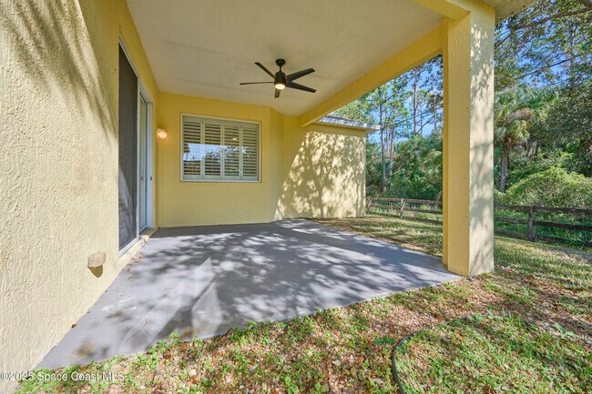 Building Photo - 9086 107th Ct