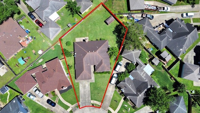 Building Photo - 2406 Duchess Way