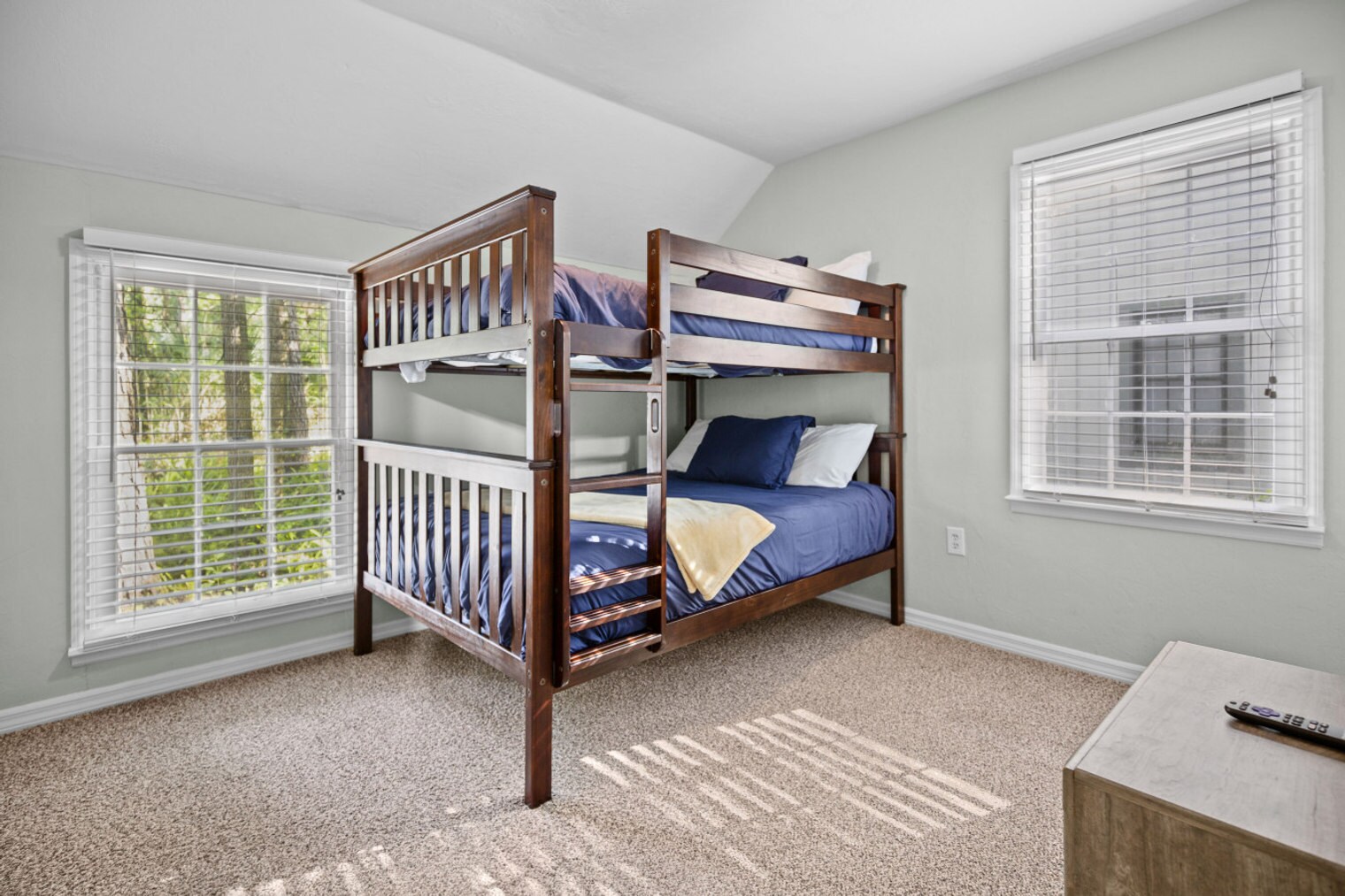 Building Photo - 8432 SW 46 Rd