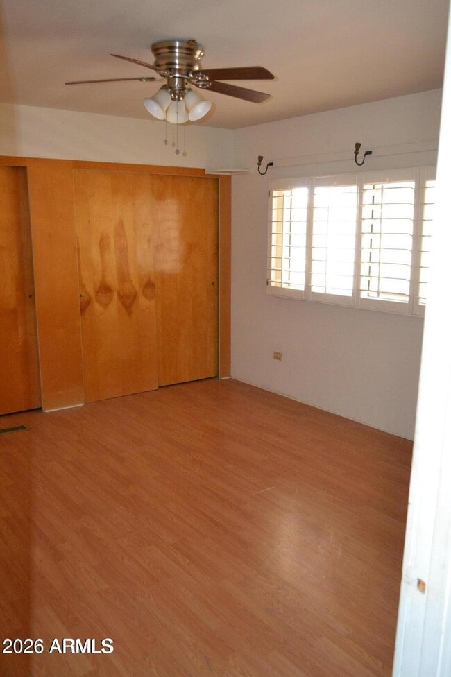 Building Photo - 731 S 85th St