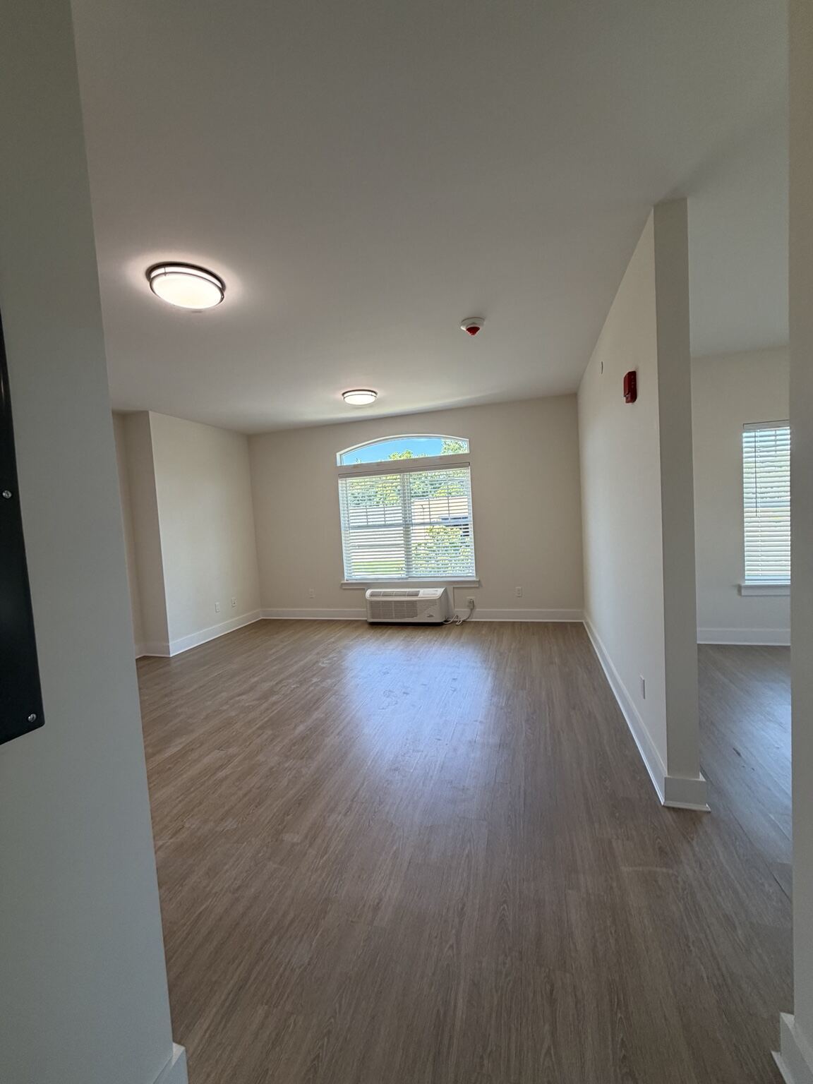 Building Photo - Ashwood Commons