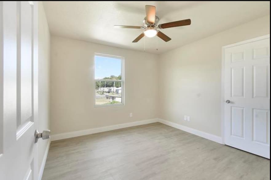 Building Photo - 641 Cathedral Pl