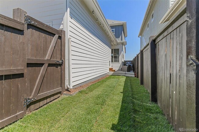 Building Photo - 4BD, 3.5BA Northfield Home with Finished Basement and 2-Car Garage
