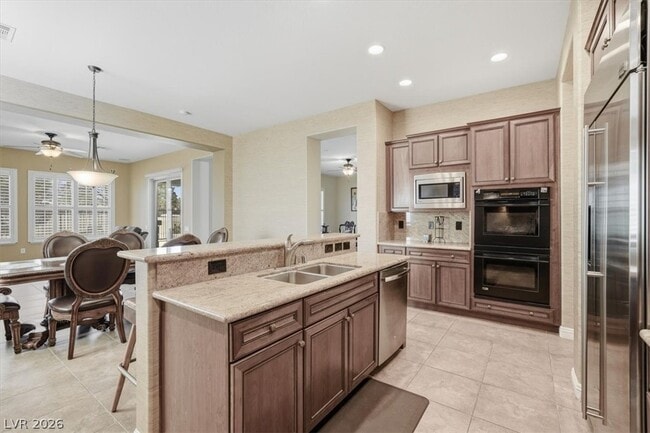 Building Photo - 7267 Bugler Swan Way