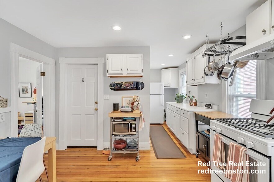 Building Photo - 59 Winslow Ave