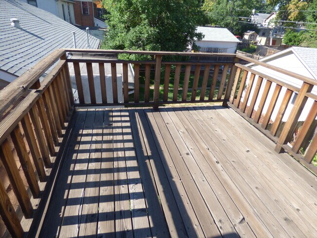 Building Photo - $0 DEPOSIT OPTION. DENVER SQUARE HOME! UPT...
