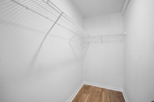 Building Photo - 341-343 Reeves St