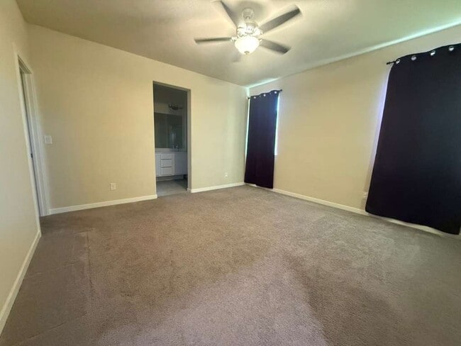 Building Photo - 9950 Del Surf Ln