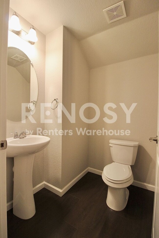 Building Photo - 3 Bed 2.5 Bath | Greenwood Village | Available Now