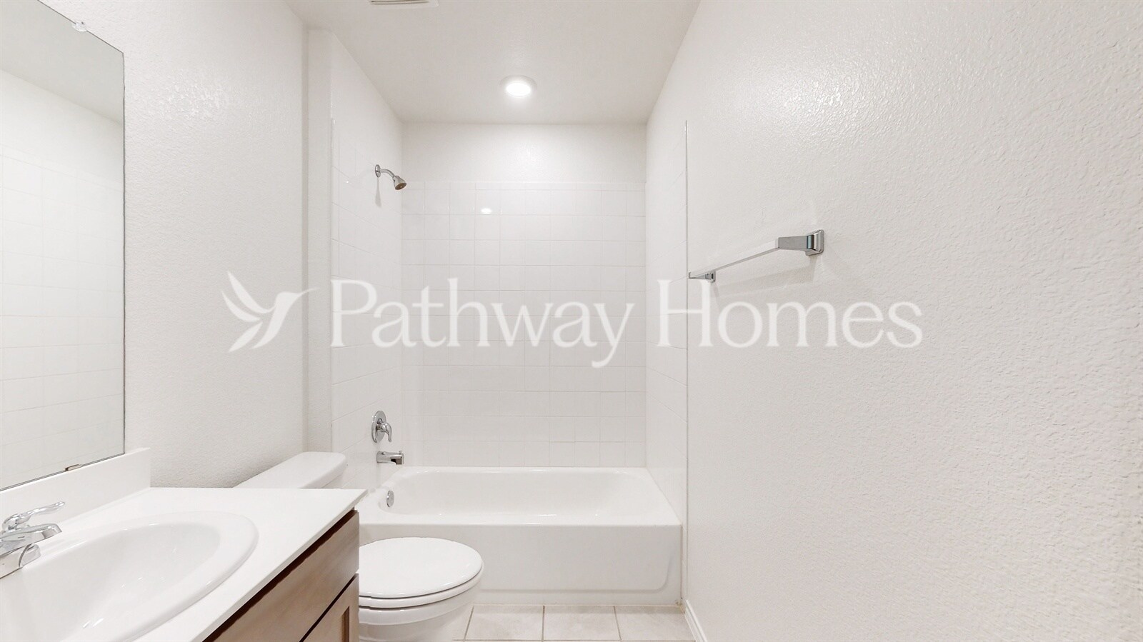 Building Photo - 957 English Dr