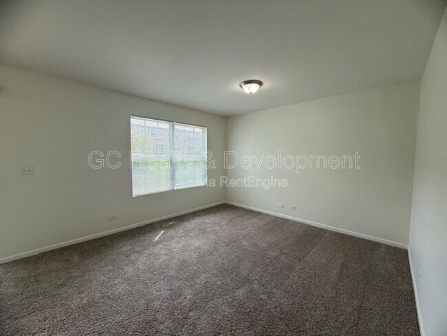 Building Photo - 1062 Turin Dr