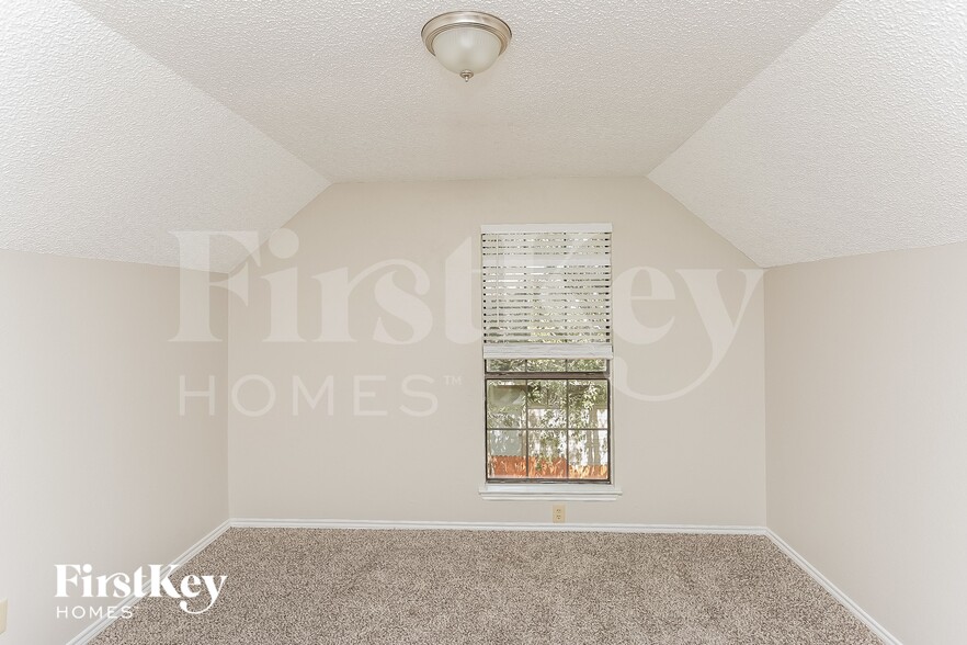 Building Photo - 11908 Metmora Ct