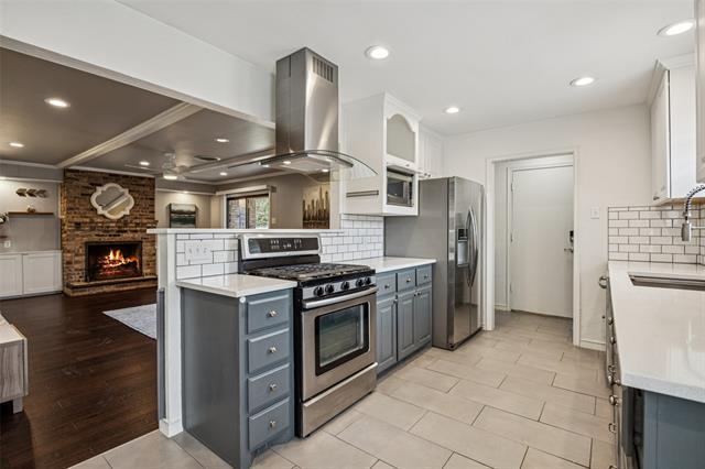 Building Photo - 8422 Sweetwood Dr