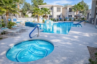 Building Photo - 9550 E Thunderbird Rd