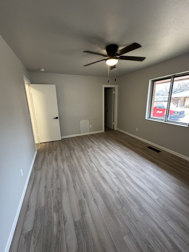 Building Photo - 2037 NW 32 Ter
