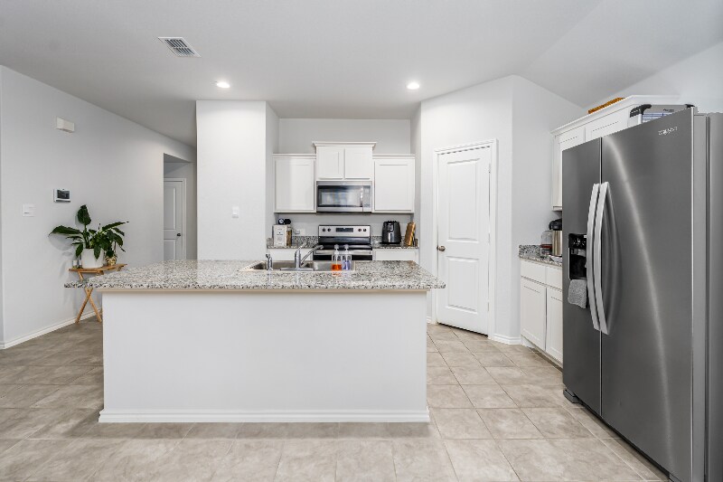 Building Photo - 417 Destin Dr