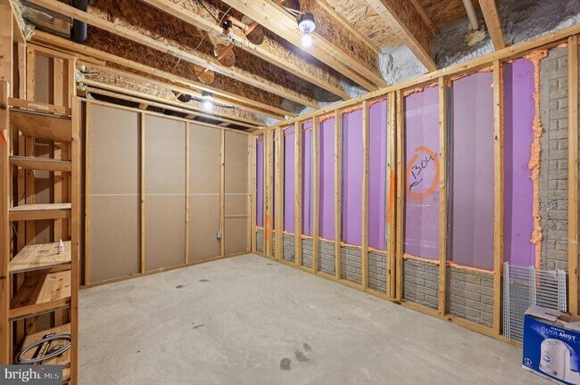 Building Photo - 22448 Bright Sky Dr