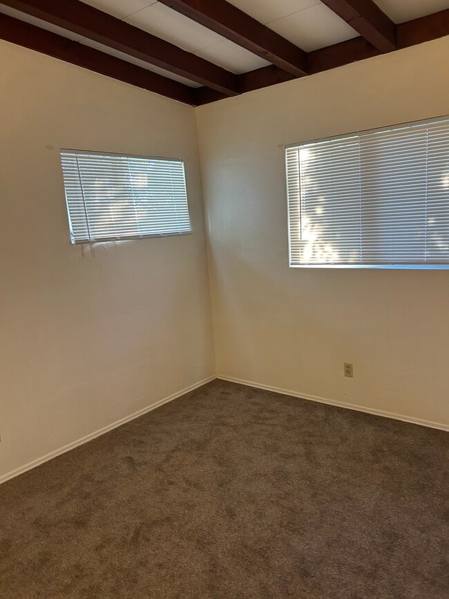 Building Photo - 7111 Mohawk St