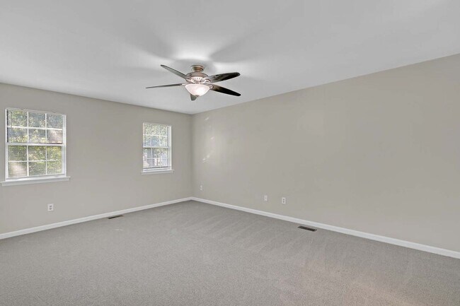 Building Photo - Call Sabrina Thomas Office at 757-767-0767...