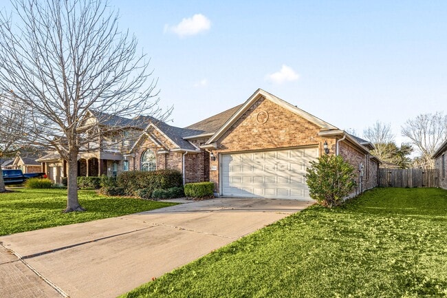 Building Photo - 19914 Sagebrush Cove