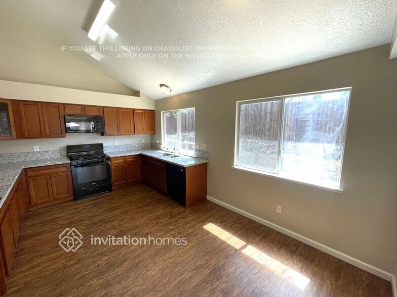 Building Photo - 3748 Elk River Ct