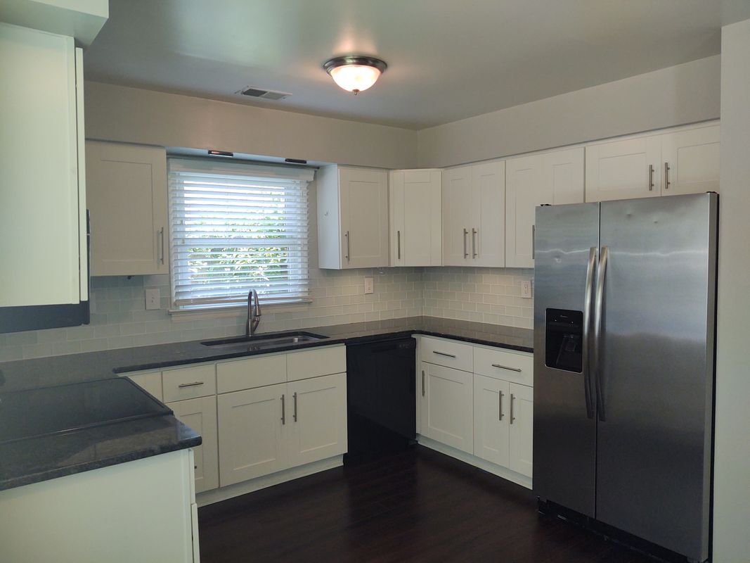 Building Photo - 1921 Shepherds Gate