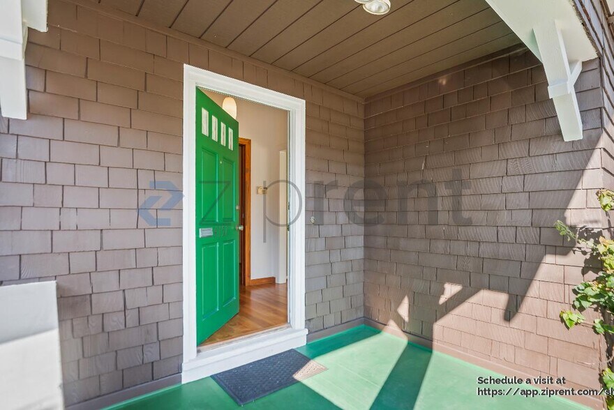 Building Photo - 4151 Manila Ave