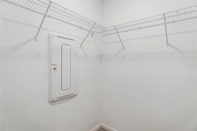 Building Photo - 1566 Plank Pl