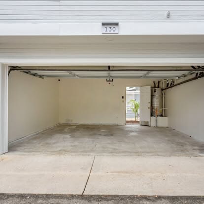 Building Photo - 130 N Yale Ave