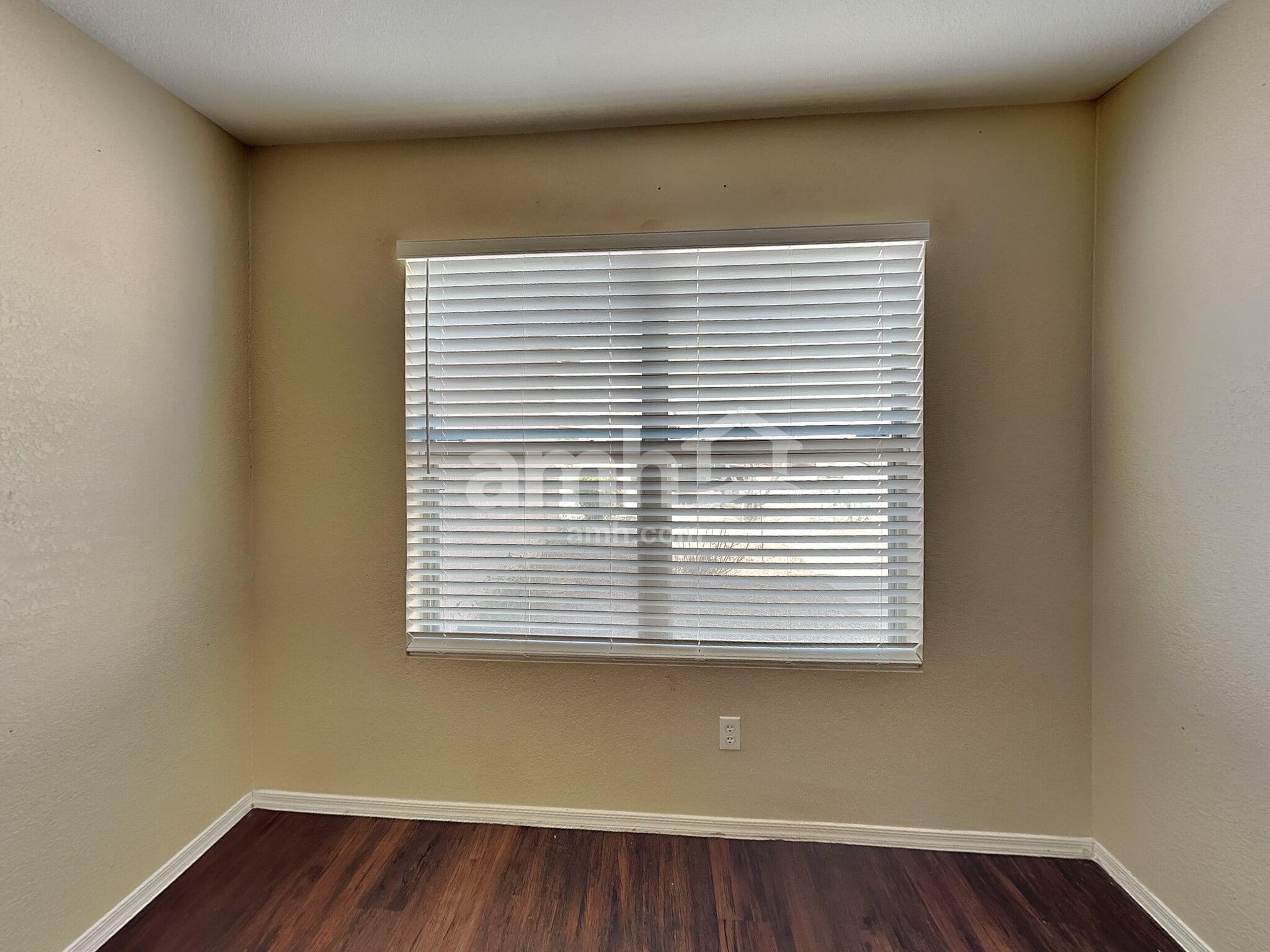 Building Photo - 1767 W Rue De La Montagne