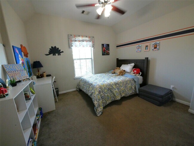 Building Photo - 20715 White Hyacinth Dr