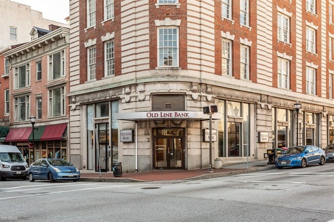 Building Photo - 344 N Charles St
