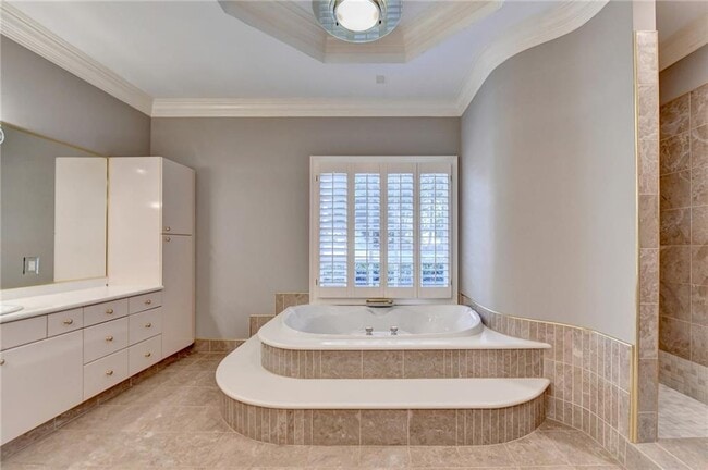 Building Photo - 3871 River Mansion Dr NW