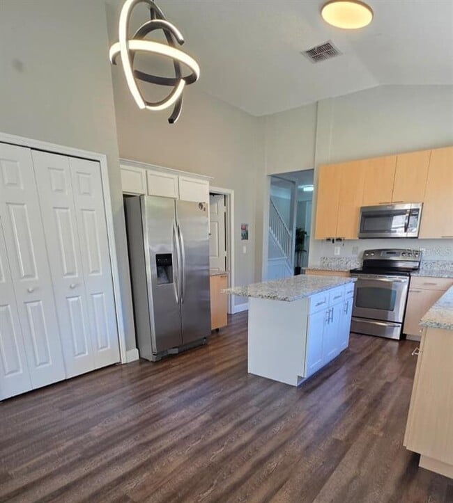 Building Photo - 13527 Misarden Ln