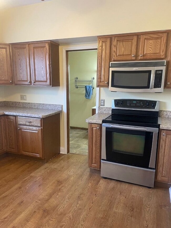 Building Photo - Single family home in Springfiled