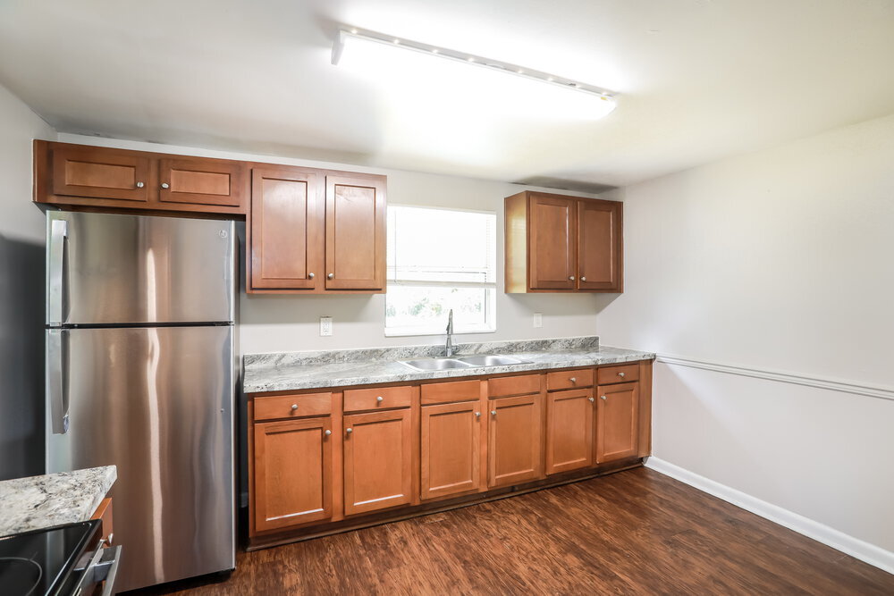 Building Photo - 5816 Sonora Dr W