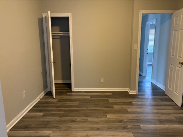 Building Photo - Newly renovated!!!