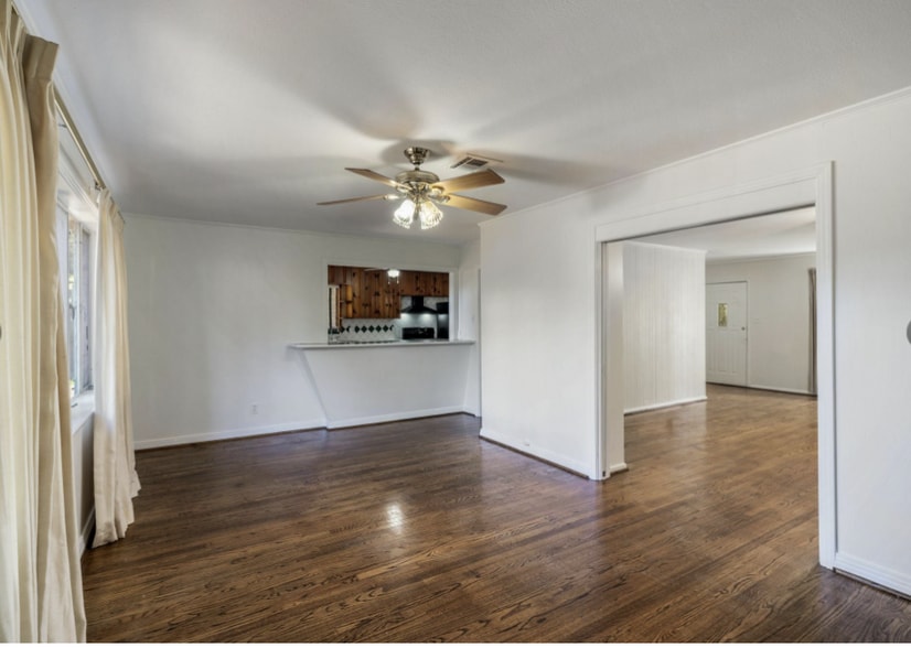 Building Photo - 3106 Prescott St