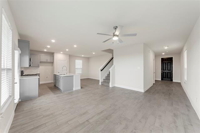 Building Photo - 3208 Lucia Wy